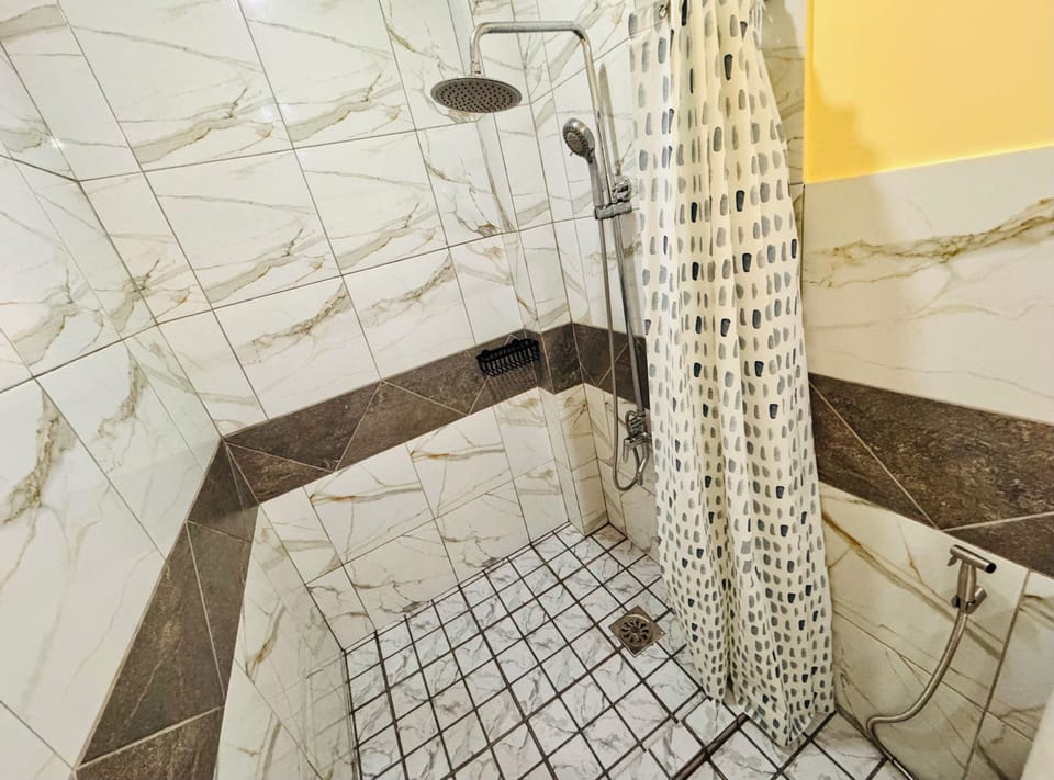 Room, 1 Bedroom, Accessible, Patio | Bathroom shower