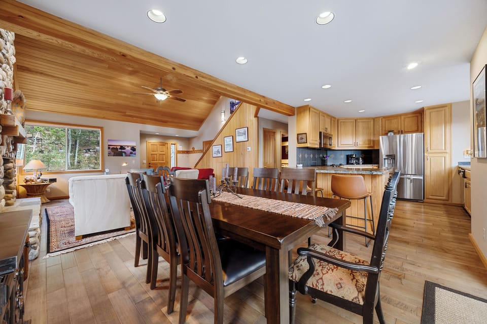 Dining for six, perfect for shared meals and game nights