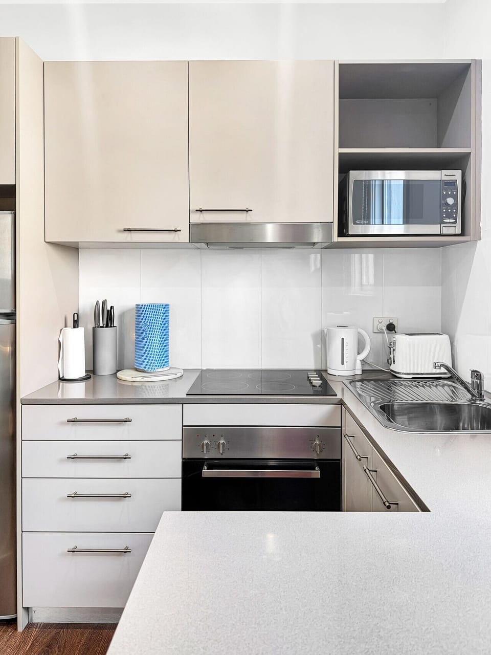 kitchen has everything you need to make great meals
