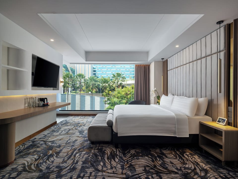 Penthouse | In-room safe, desk, free WiFi