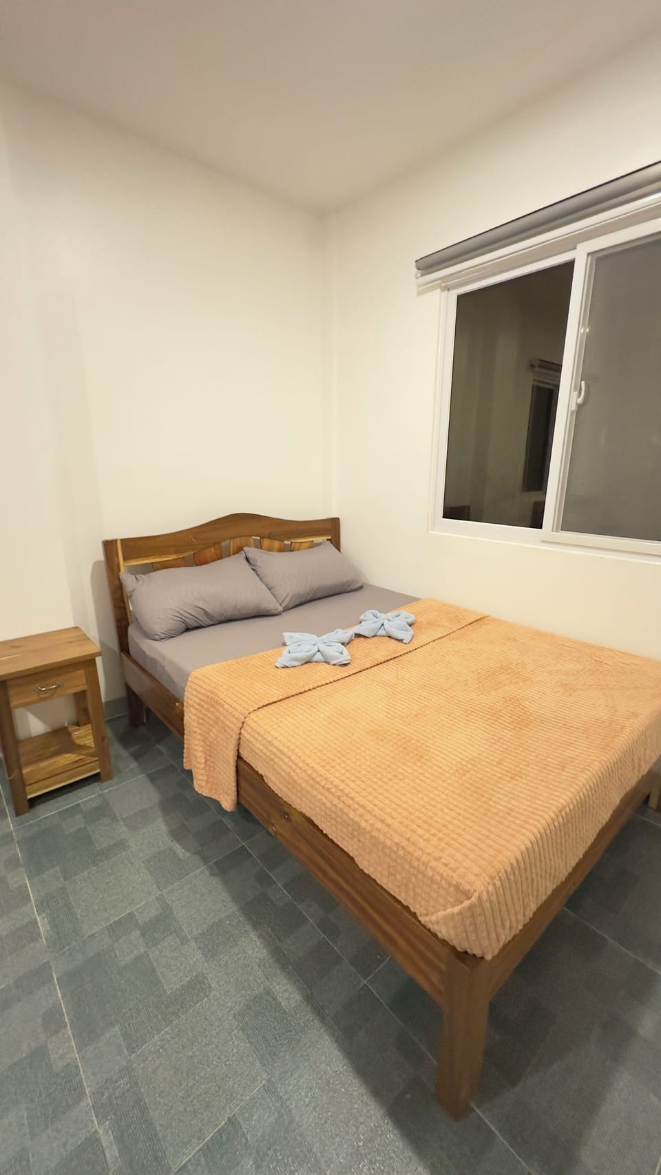 Comfort Room, Non Smoking, Balcony | Desk, iron/ironing board (on request), WiFi (free)