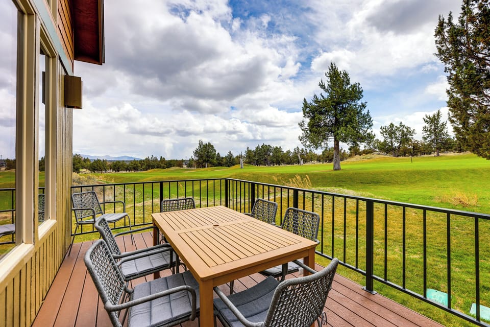 Deck | Outdoor Dining Area | Golf Course & Mountain View