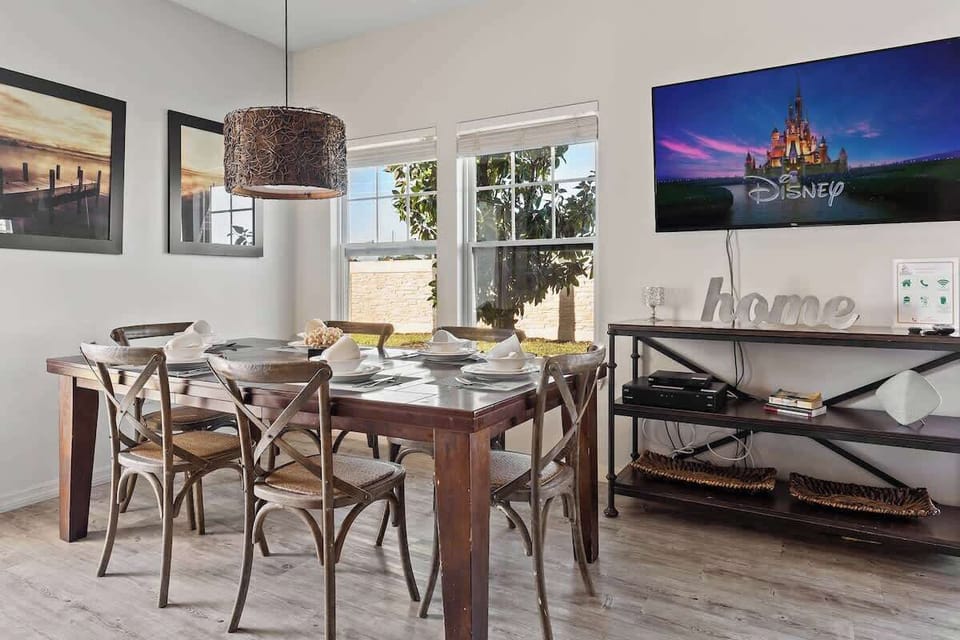Attractive and pleasant dining area