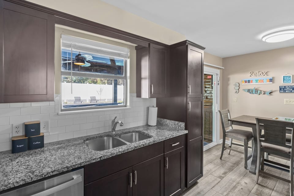 Kitchen (Unit A)