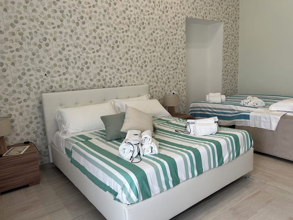 Comfort Quadruple Room, Garden View | Laptop workspace, free WiFi