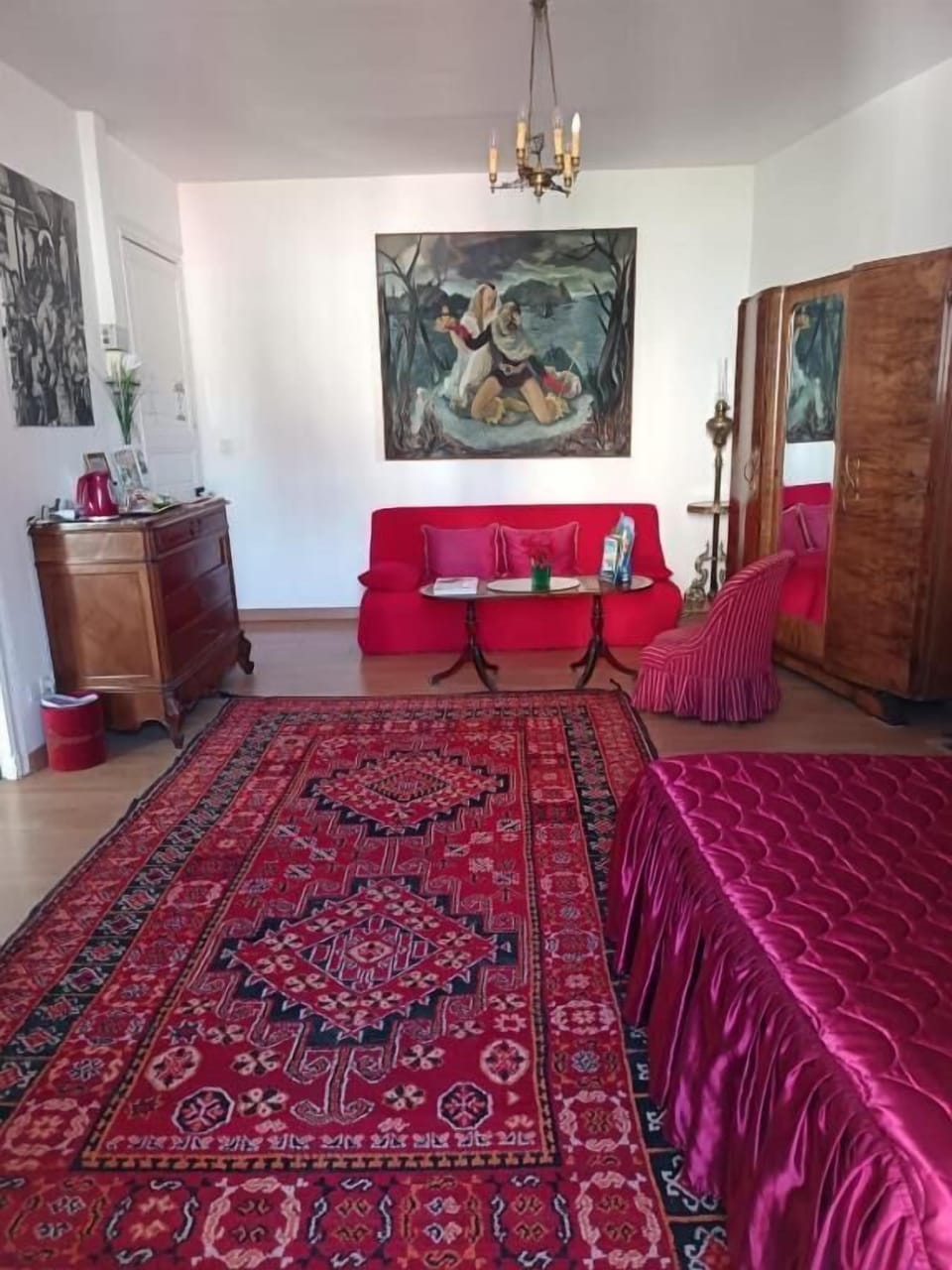 Family Room, City View | Soundproofing, free WiFi