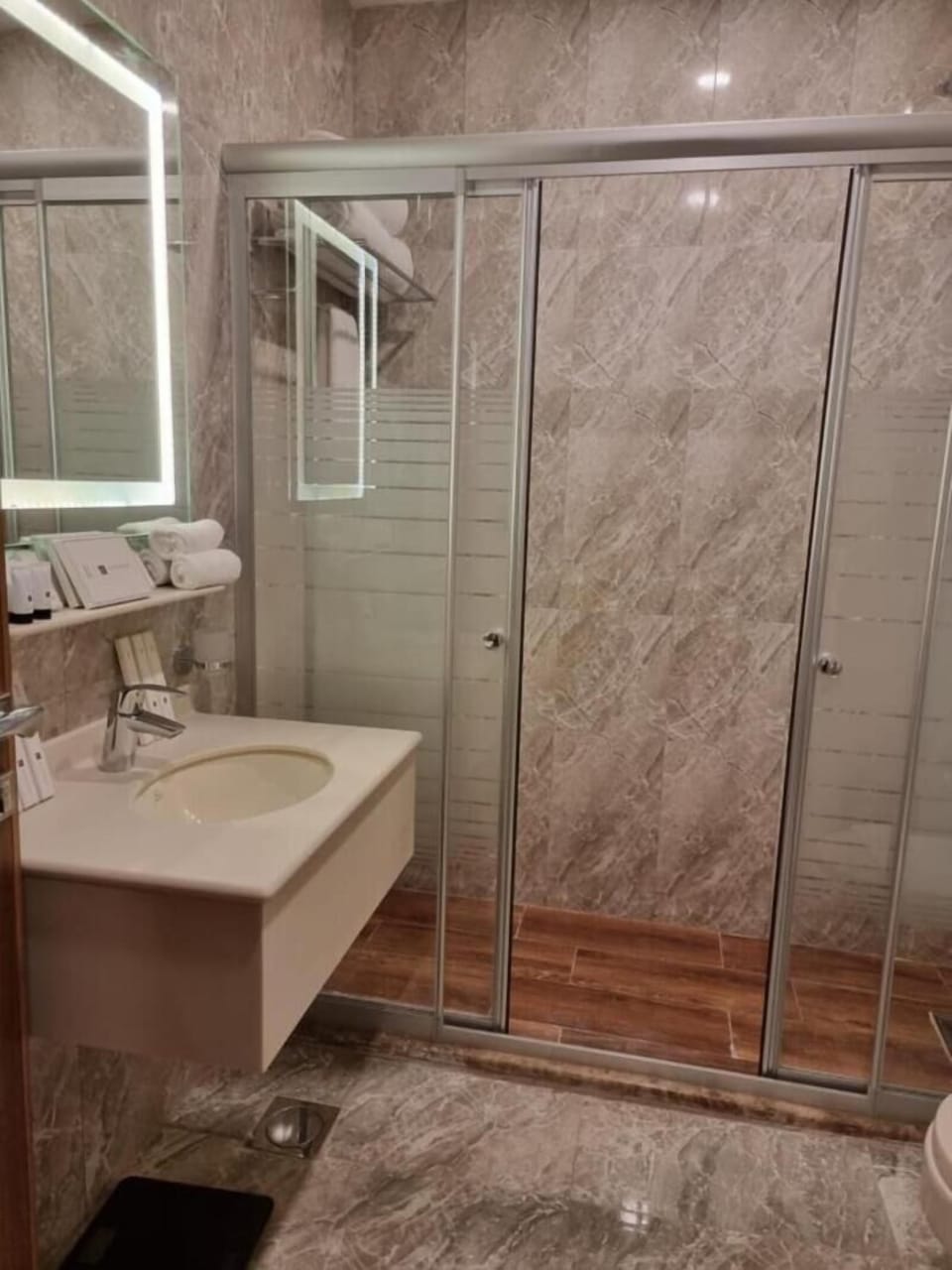 Towels, soap, shampoo, toilet paper