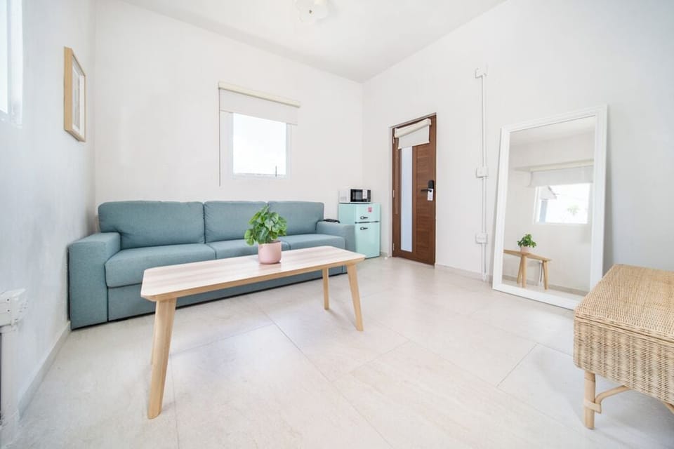 Premium Double Room, 1 King Bed | Free WiFi