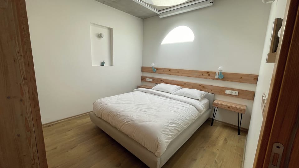 Suite, Sea View | 1 bedroom, WiFi (free)