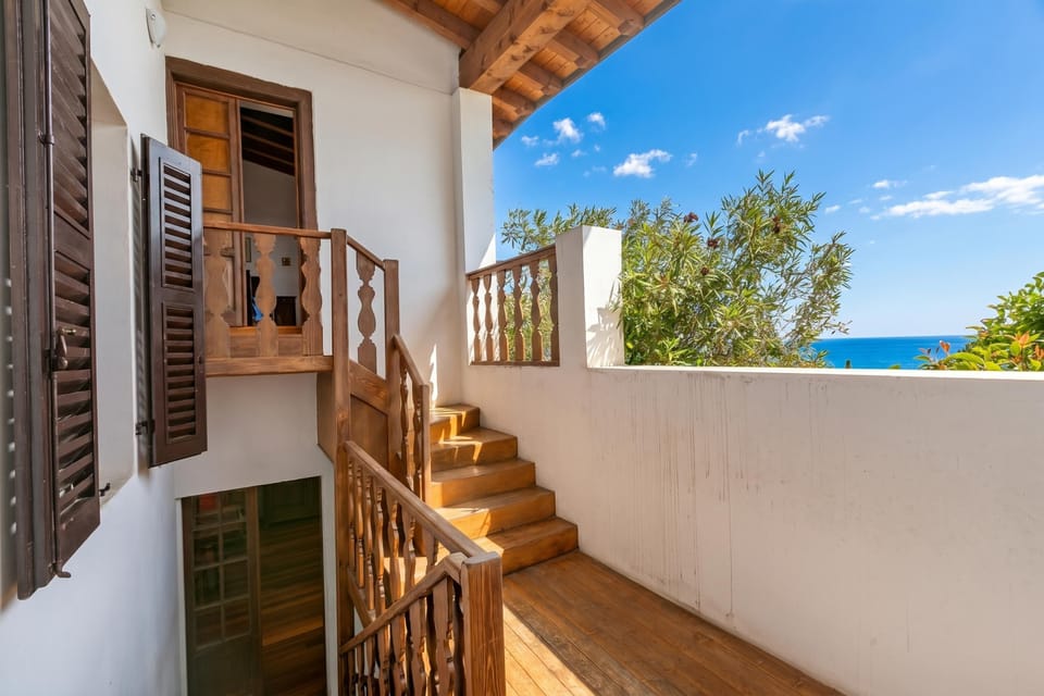 Standard House, 2 Bedrooms, Microwave (Teseo House | Lake View & Terrace) | Property grounds
