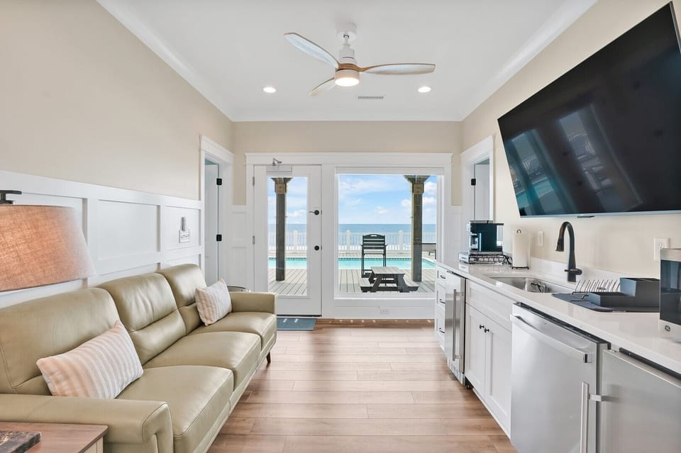 2nd Living Area
CG 6-5-25