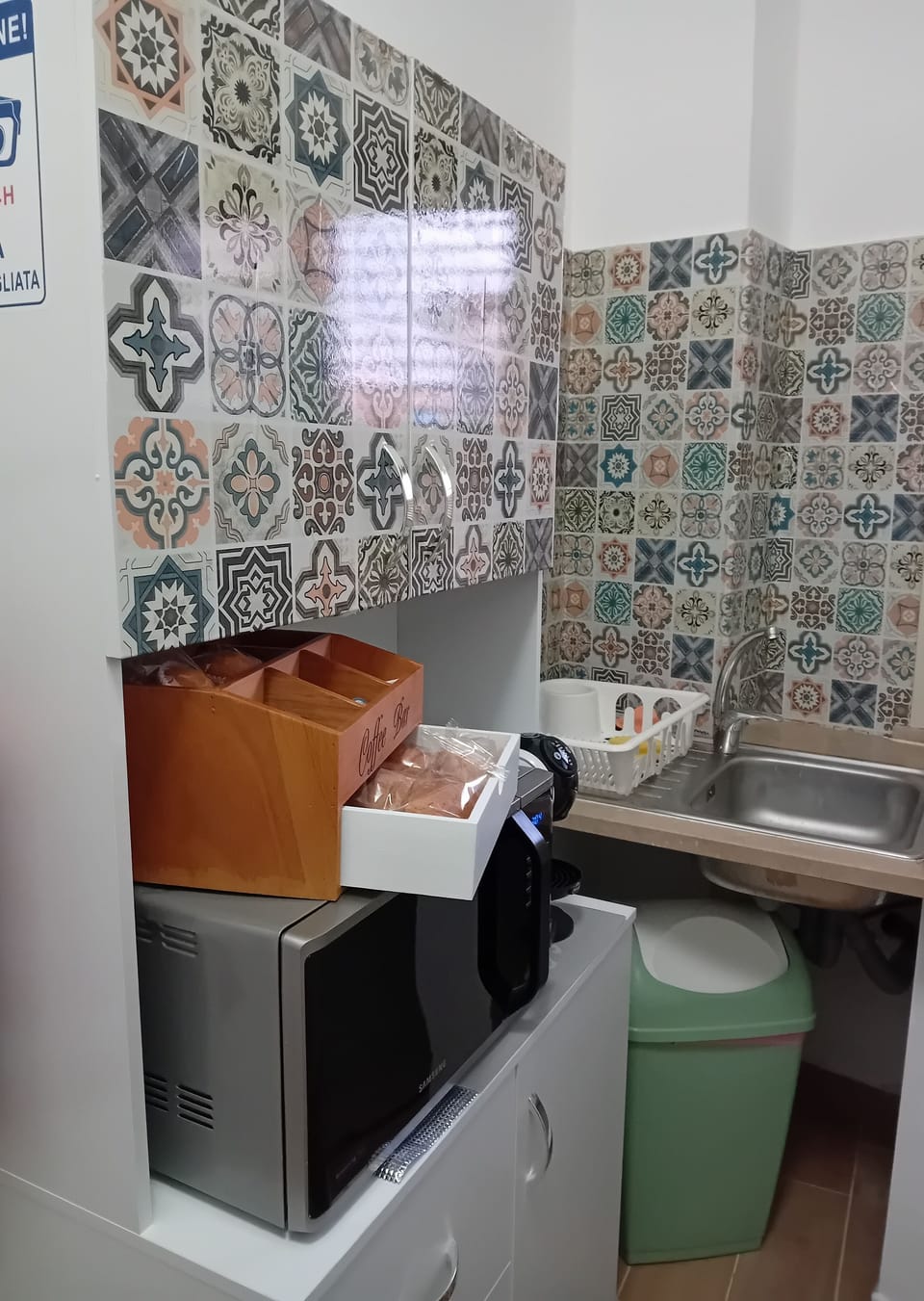Free daily self-serve breakfast