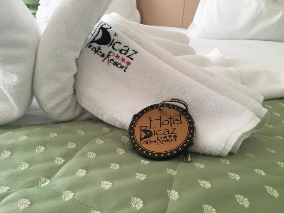 Double Room, Balcony | Free WiFi