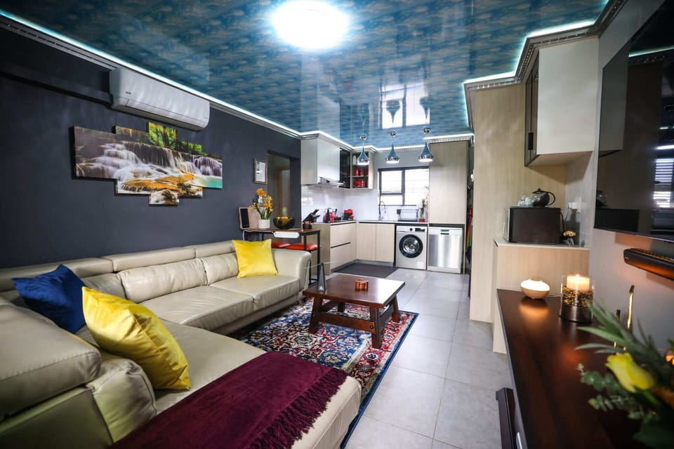 Apartment, 2 Bedrooms, Accessible, Smoking | Interior