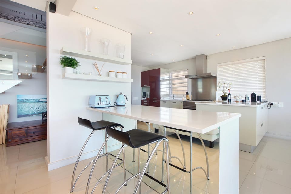 House | 3 bedrooms, desk, Internet