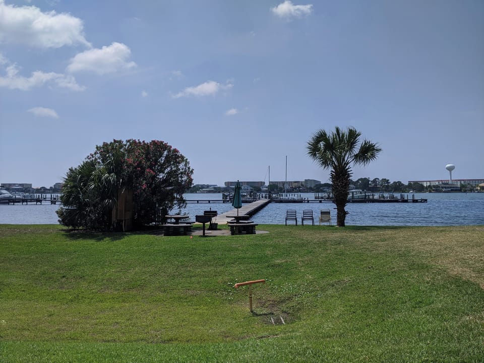 Pirates Bay Grill and Picnic Area