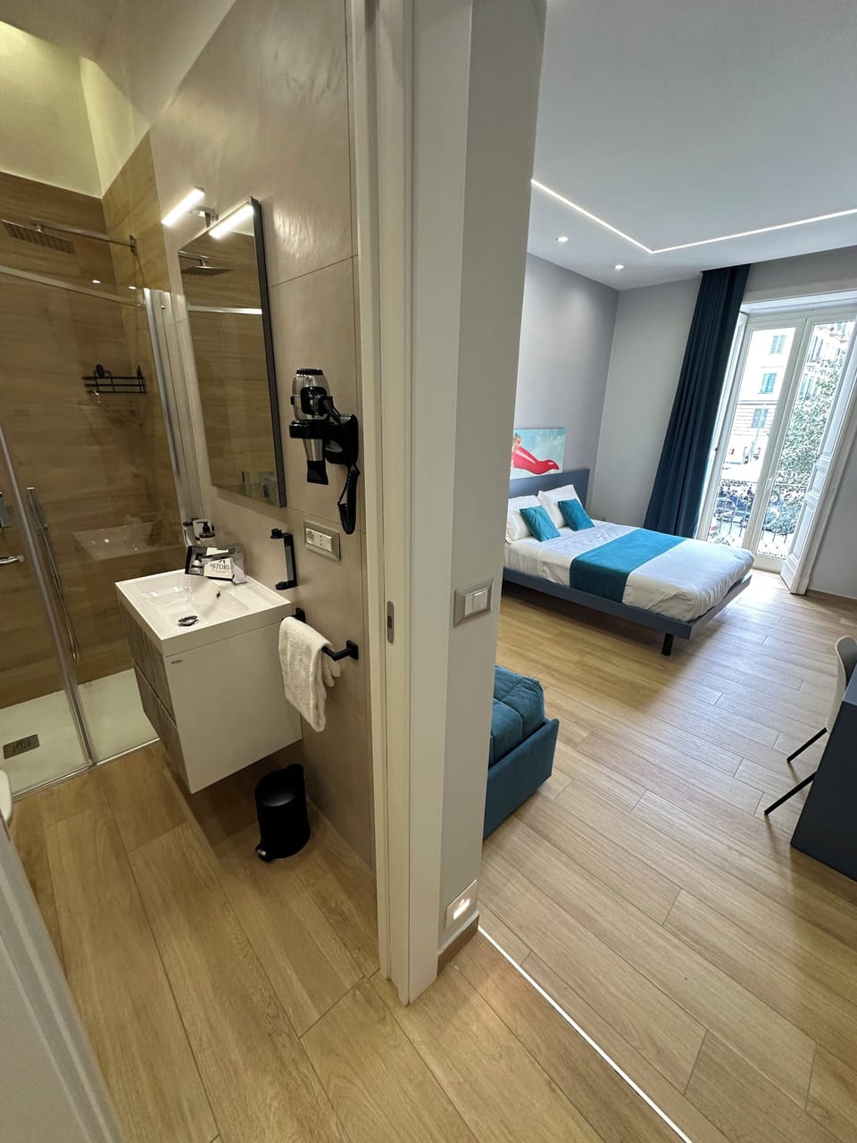 In-room safe, desk, laptop workspace, blackout drapes