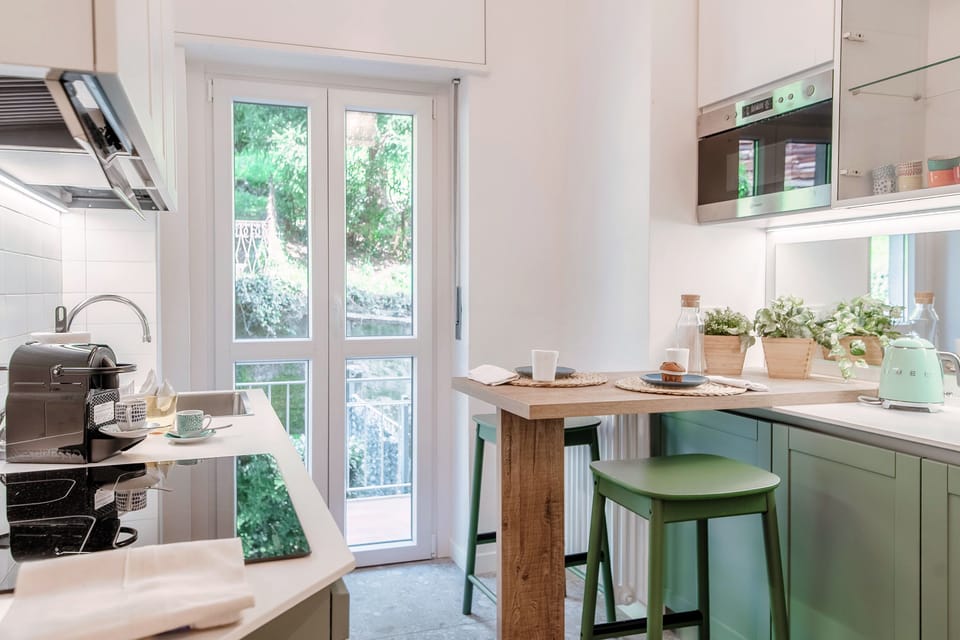 Apartment | Private kitchen | Full-size fridge, microwave, oven, stovetop