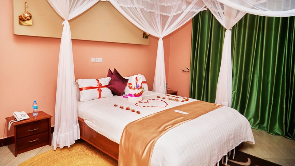 Blackout drapes, soundproofing, iron/ironing board, free WiFi