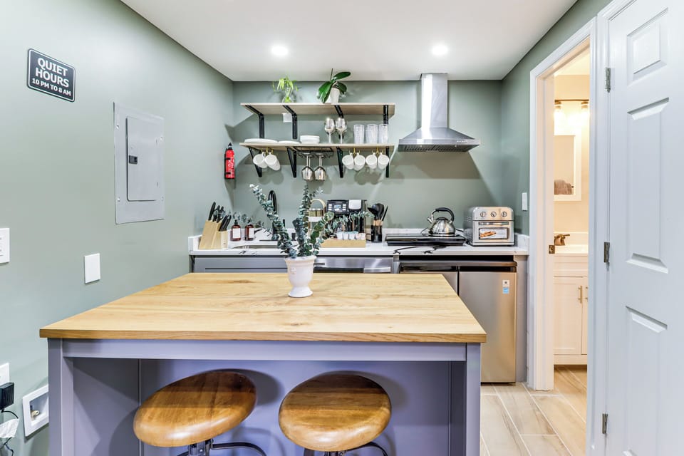 Dining Area | 1st Floor