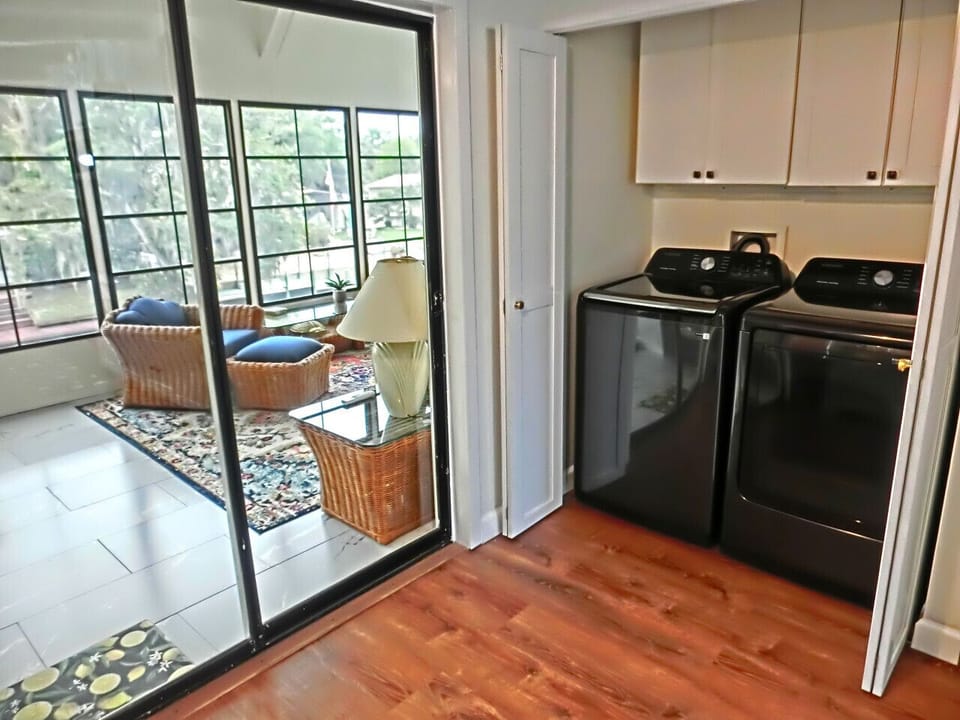 Large Capacity Washer and Dryer