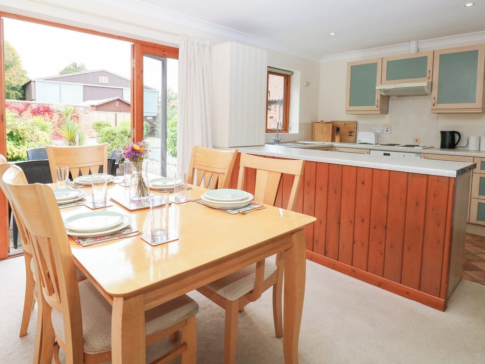 Cottage | Interior