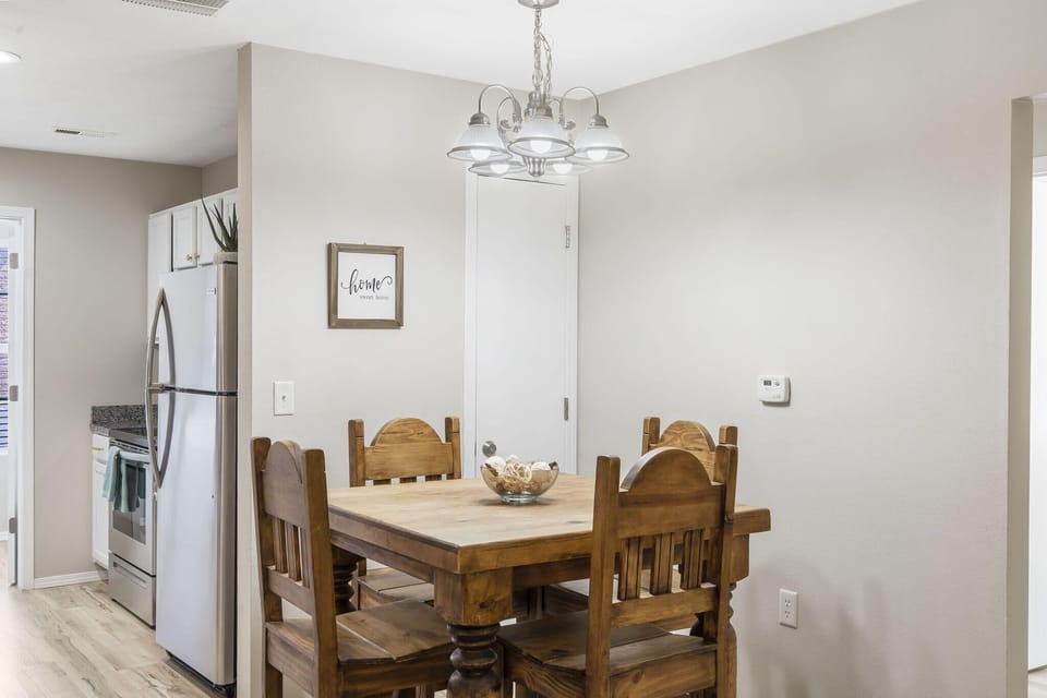 Whether it's a hearty breakfast cooked up in your full kitchen to kickstart your day or winding down with dinner and sharing stories, our space is where good food and great company meet for unforgettable moments.