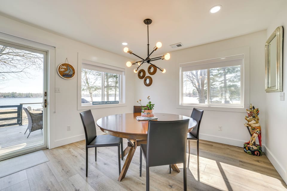 Dining Room | Dishware/Flatware Provided | 1st Floor