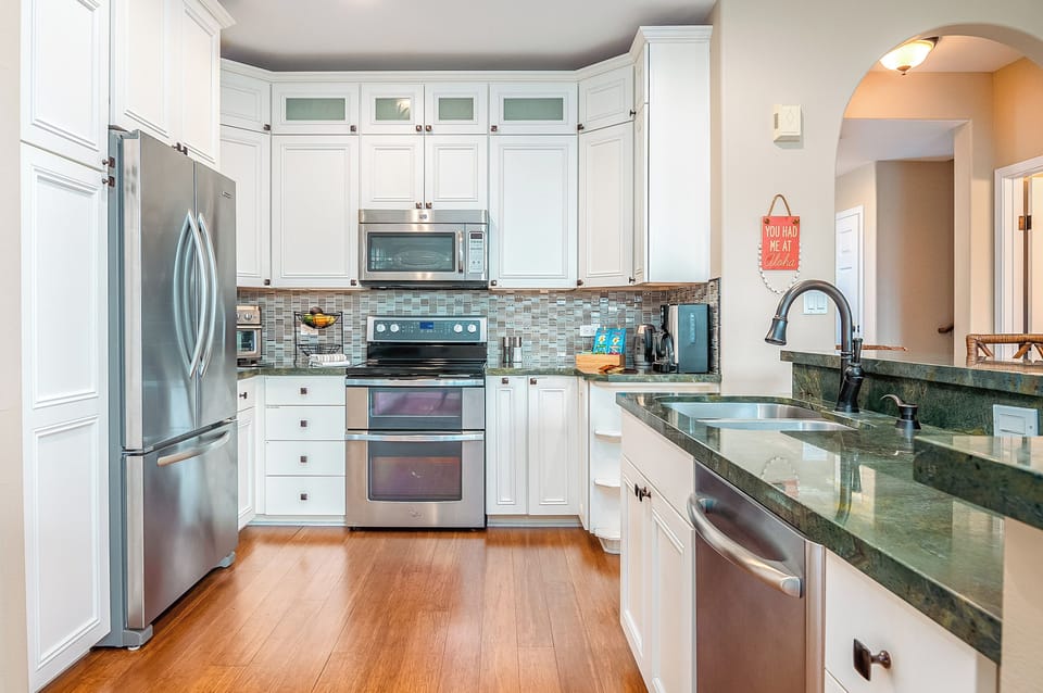 Townhome, 3 Bedrooms, Lanai, Garden View | Private kitchen | Coffee/tea maker, electric kettle, toaster