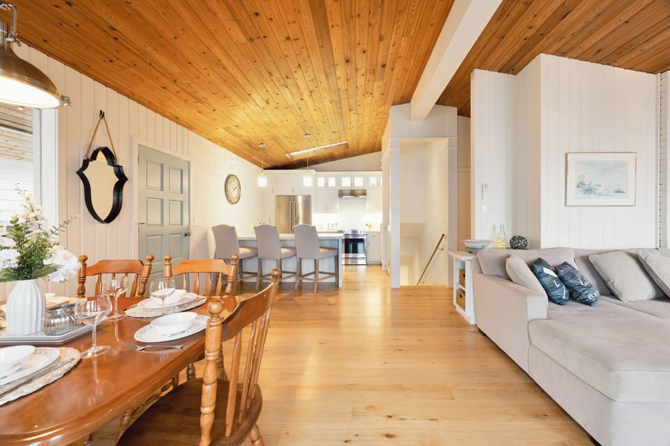 Kitchen, dining room and Living Room