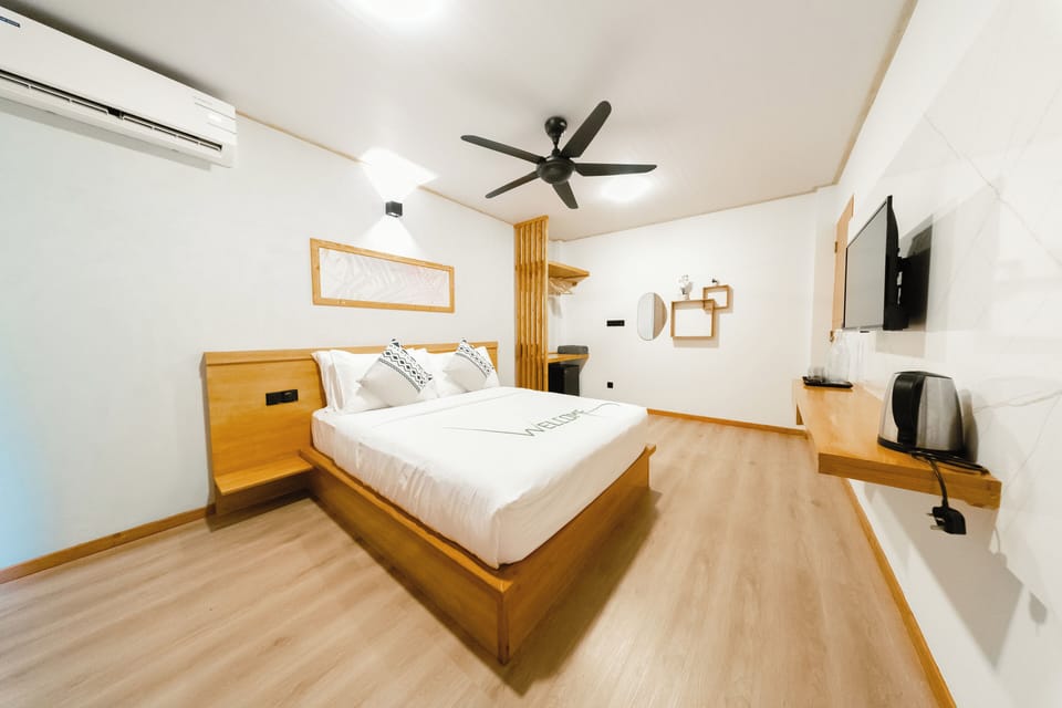 Superior Double Room, Balcony, City View | In-room safe, iron/ironing board, free WiFi