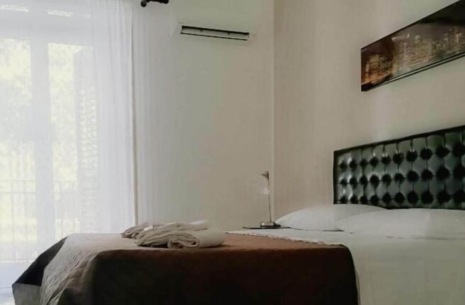Classic Double or Twin Room, Balcony | Free WiFi