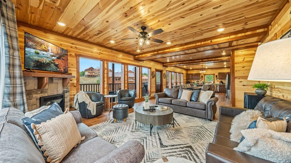 Stunning mountain views from the open living space!