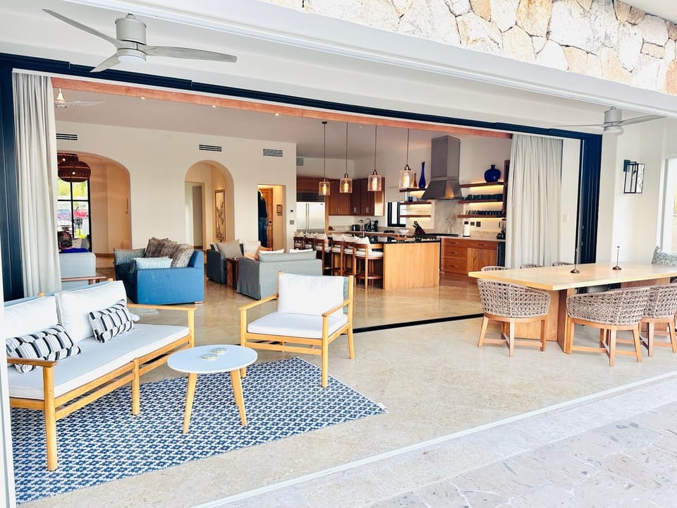 Indoor/outdoor living