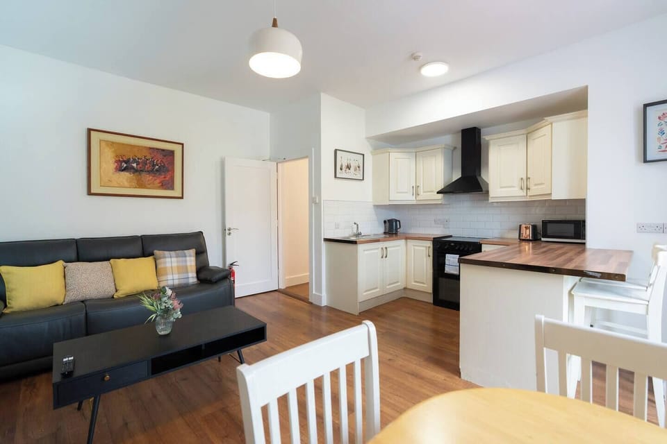 57364f86-2316-49a1-8250-389f2a5da6c8