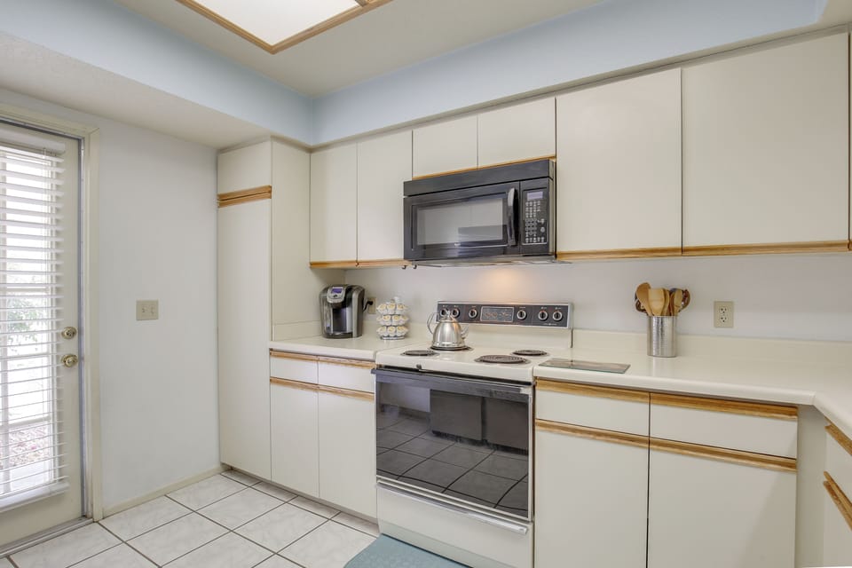 Kitchen | Dishwasher