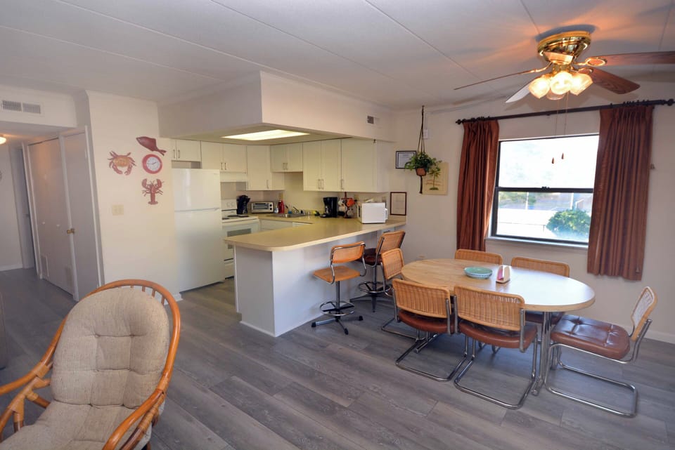 LIVING-DINING-AREA
