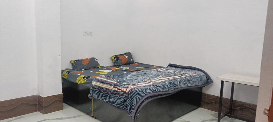 Deluxe Double Room | Premium bedding, free minibar items, desk, laptop workspace