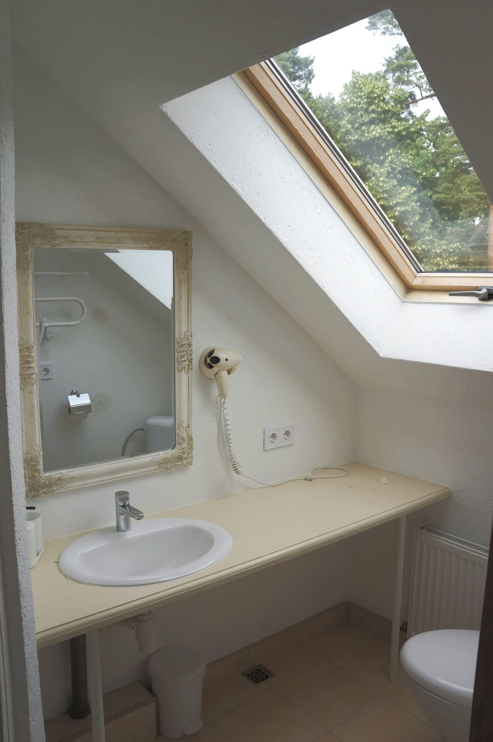 Triple Room, Resort View | Bathroom | Hair dryer, towels, soap, shampoo