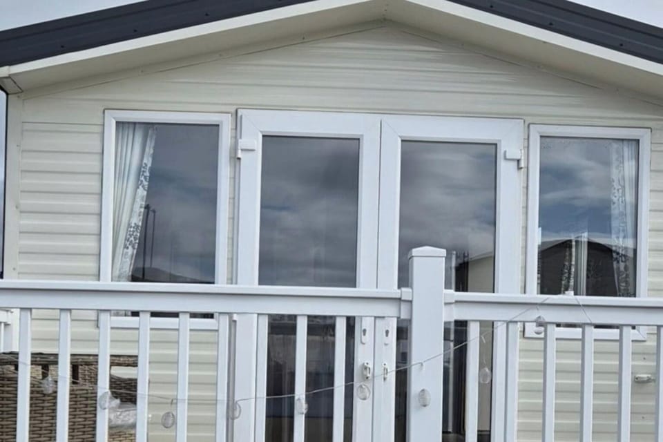 Cabin | Exterior detail