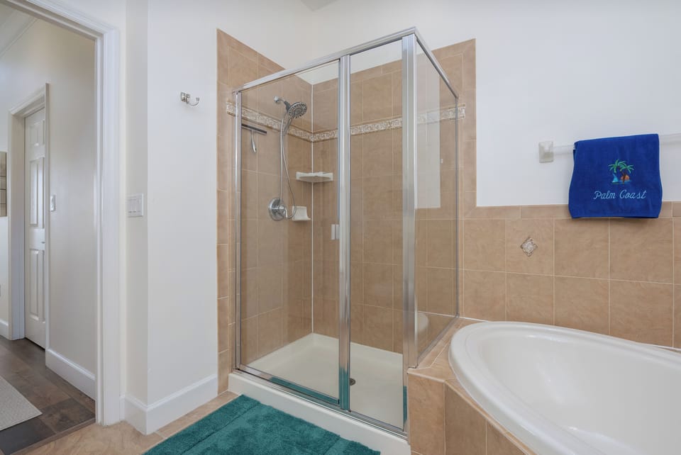 Master Ensuite with soaking tub and separate shower.