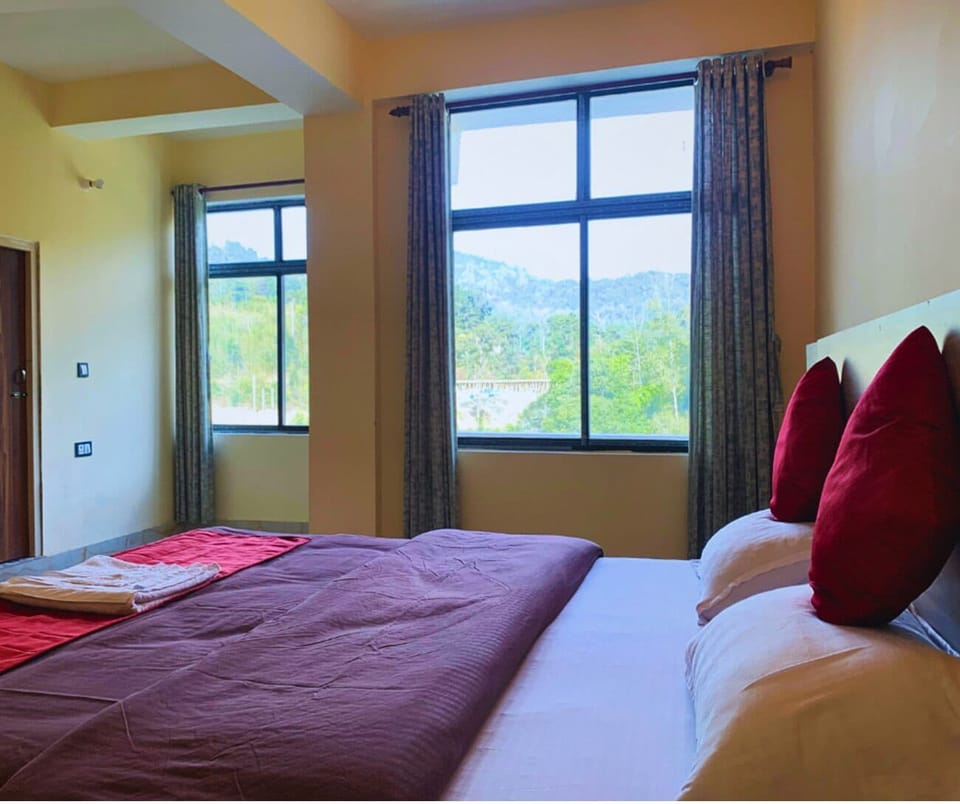 Executive Room | Premium bedding, WiFi (free)