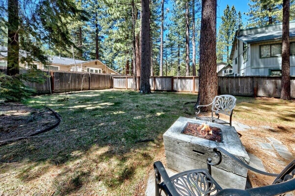 Cabin, 3 Bedrooms | Property grounds