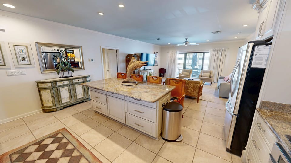 Condo, 2 Bedrooms | Interior