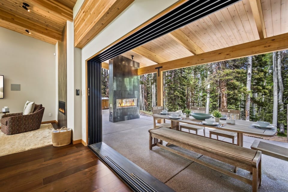 House, 4 Bedrooms | Outdoor dining