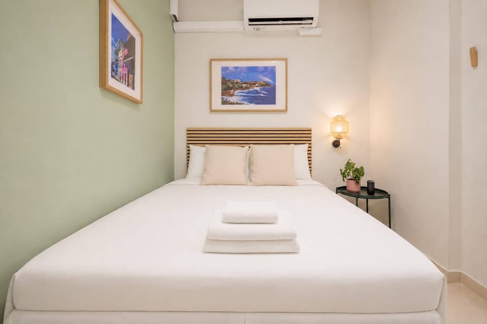 Luxury Double Room, 1 Queen Bed | WiFi (free)