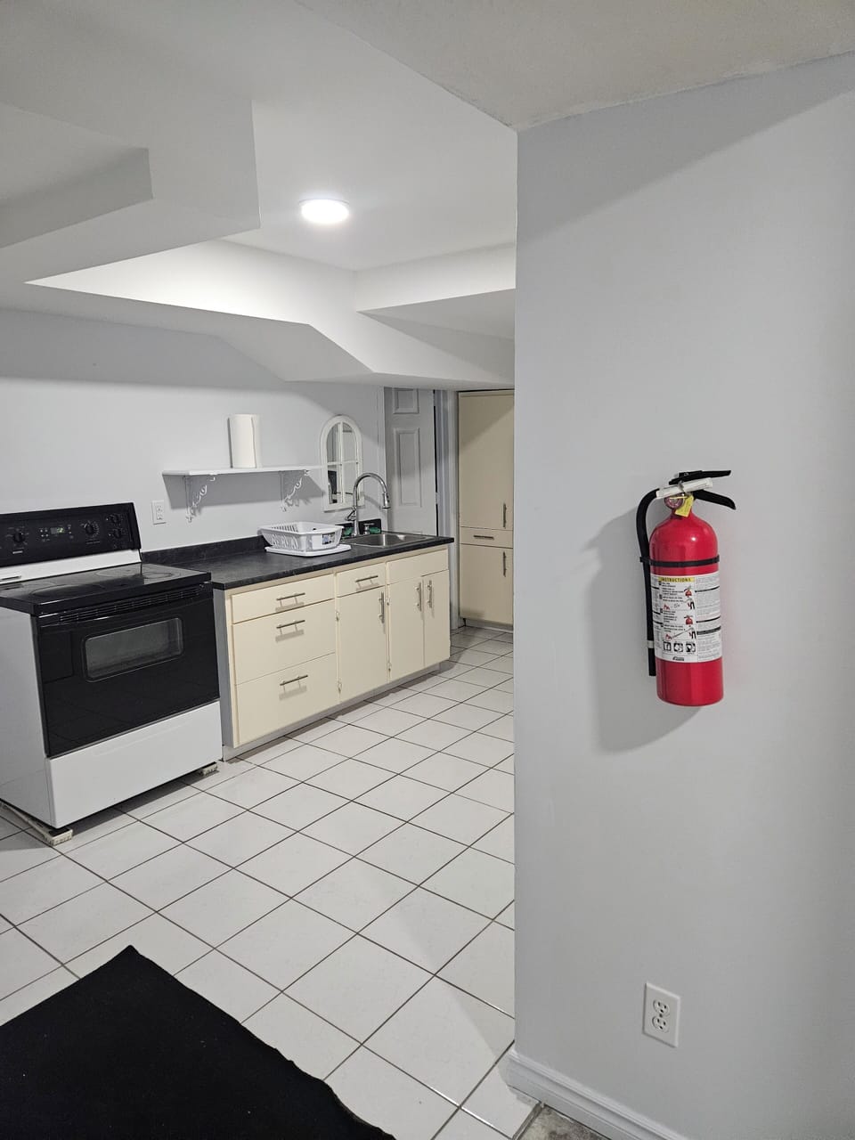 Kitchenette 