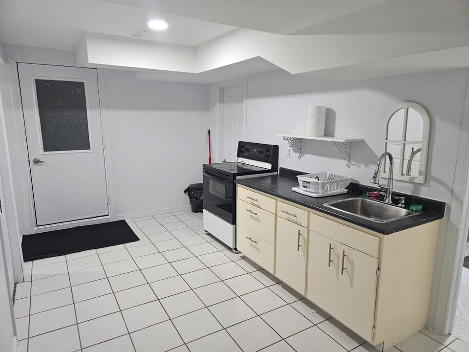 Separate entrance to the apartment 