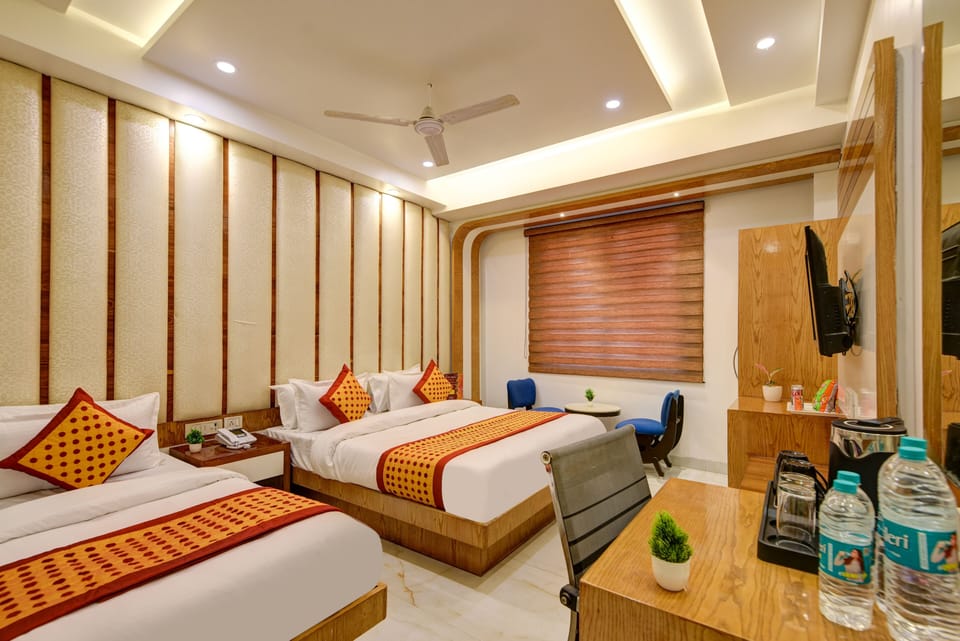 Superior Triple Room | Egyptian cotton sheets, premium bedding, pillowtop beds, desk