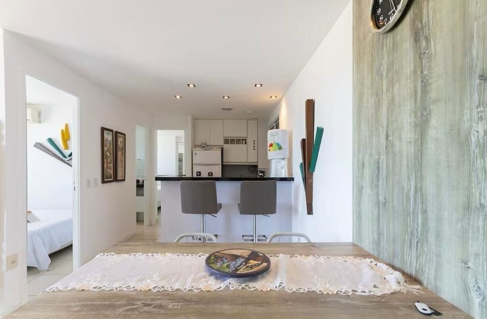 Basic Apartment | Dining